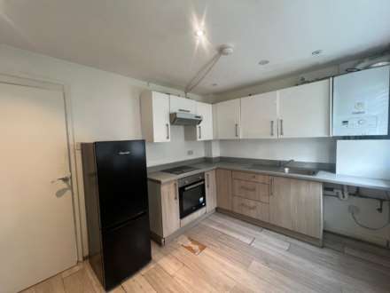 Bertrand Way, Thamesmead, Image 4