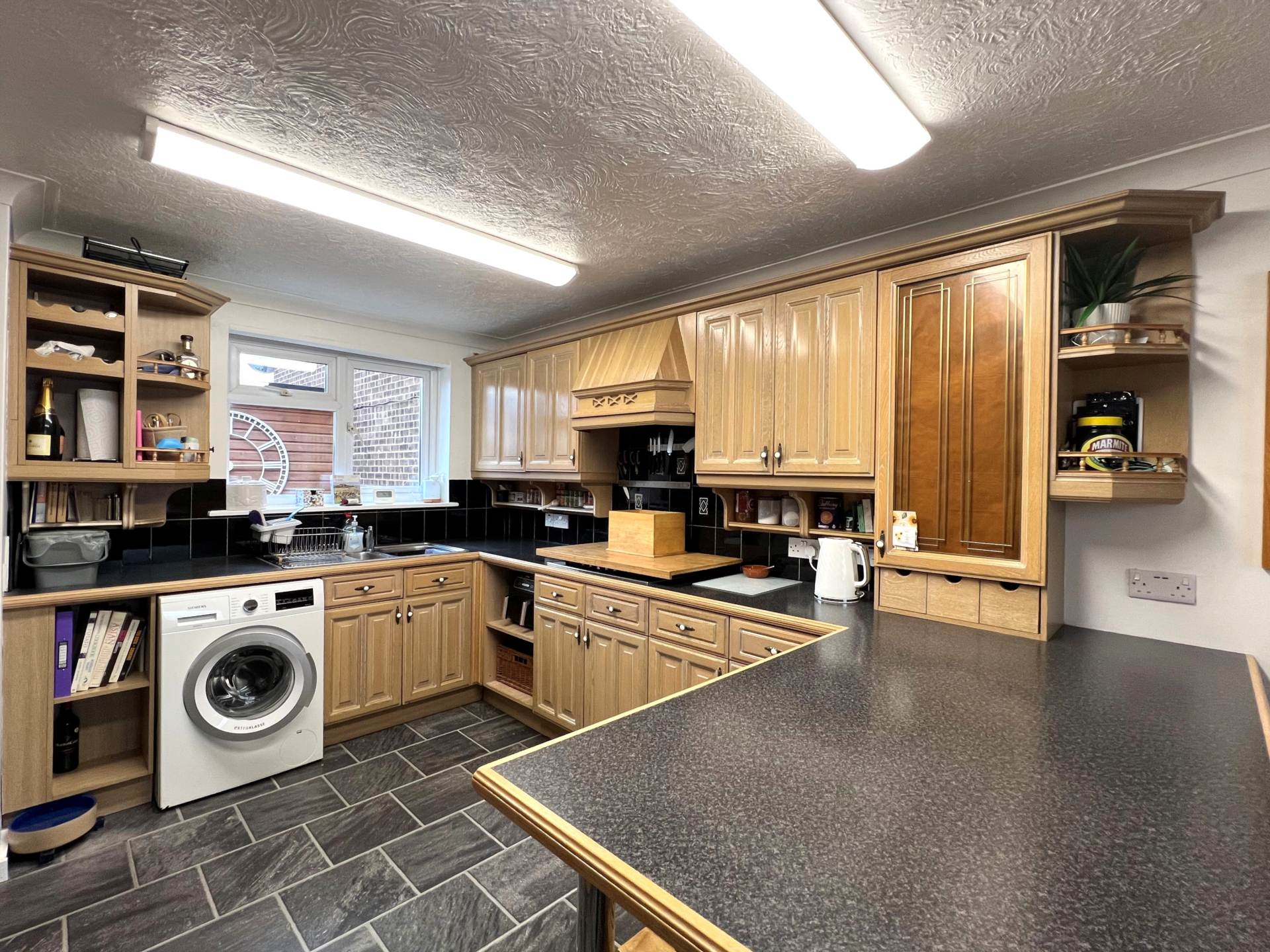 Maynard Close, Erith ** VIDEO & 3D FLOORPLAN AVAILABLE **, Image 4