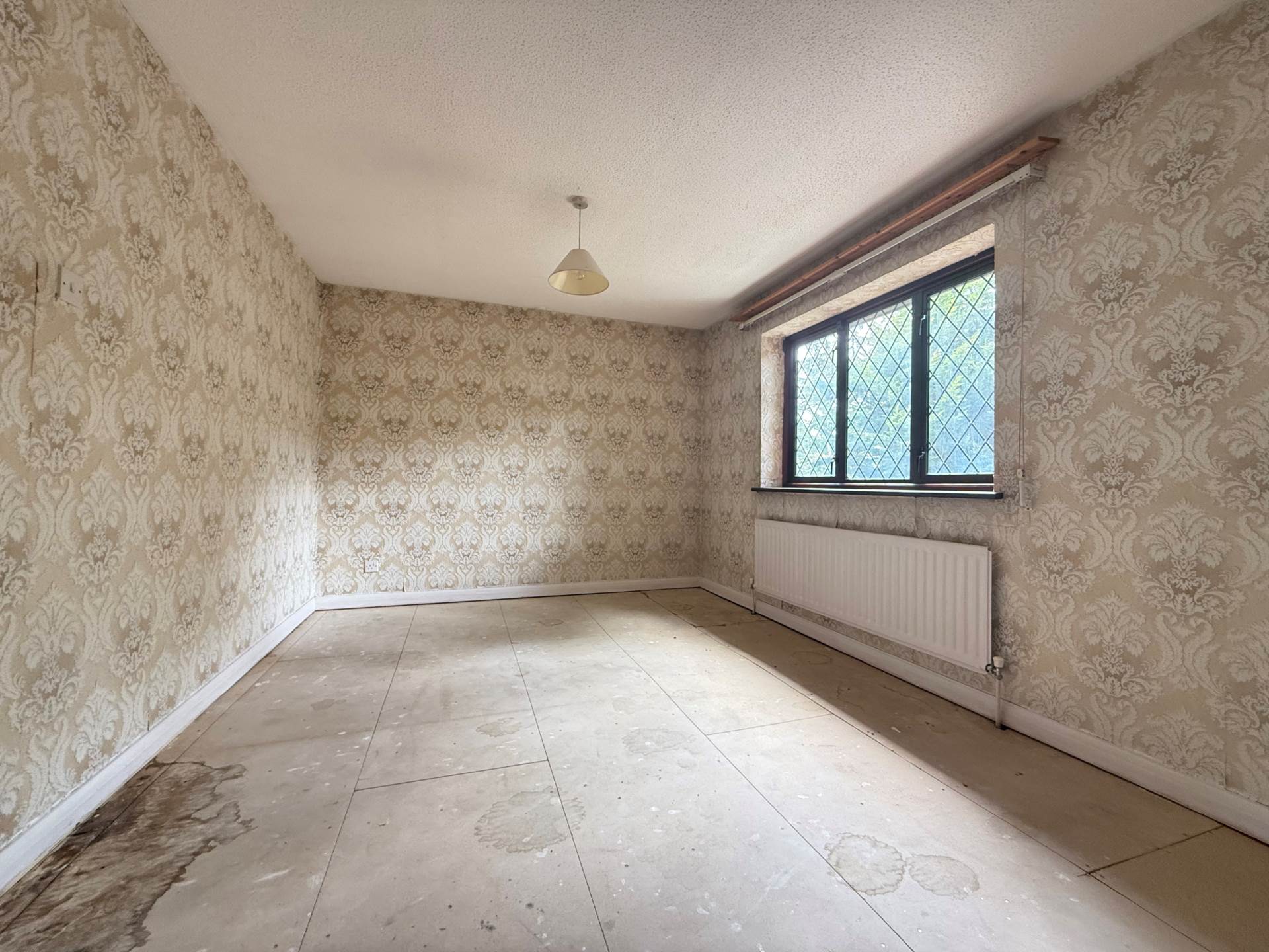 Heathview Drive, London   ** VIDEO & 3D FLOORPLAN AVAILABLE **, Image 13