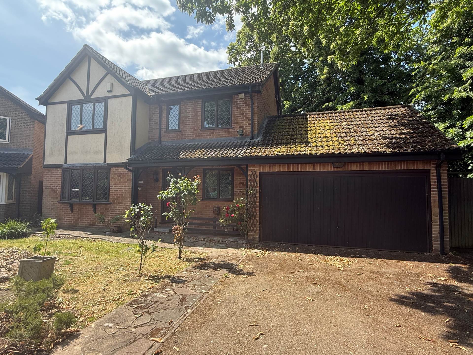 Heathview Drive, London   ** VIDEO & 3D FLOORPLAN AVAILABLE **, Image 20
