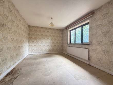 Heathview Drive, London   ** VIDEO & 3D FLOORPLAN AVAILABLE **, Image 13