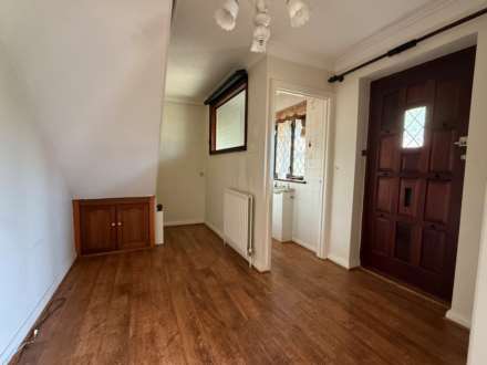 Heathview Drive, London   ** VIDEO & 3D FLOORPLAN AVAILABLE **, Image 6