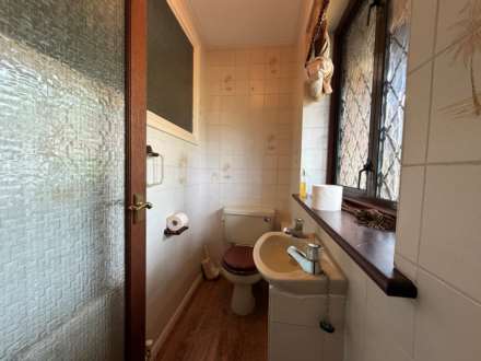 Heathview Drive, London   ** VIDEO & 3D FLOORPLAN AVAILABLE **, Image 7