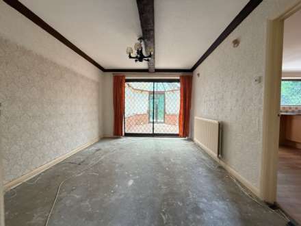 Heathview Drive, London   ** VIDEO & 3D FLOORPLAN AVAILABLE **, Image 9