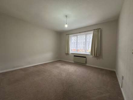 Halifield Drive, Belvedere  ** VIDEO & 3D FLOORPLAN AVAILABLE **, Image 6
