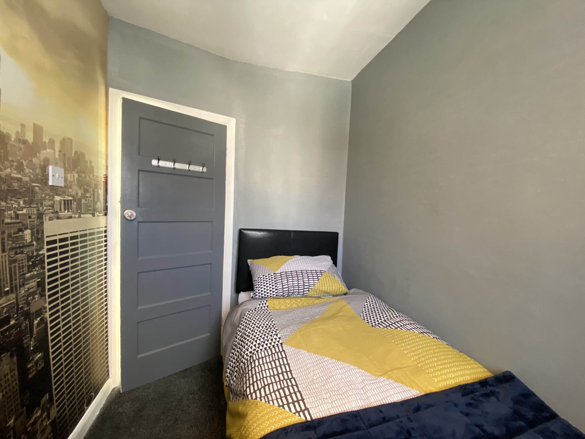 BRACONDALE ROAD, ABBEY WOOD. SE2 9HS  ** VIDEO & 3D FLOORPLAN AVAILABLE **, Image 8