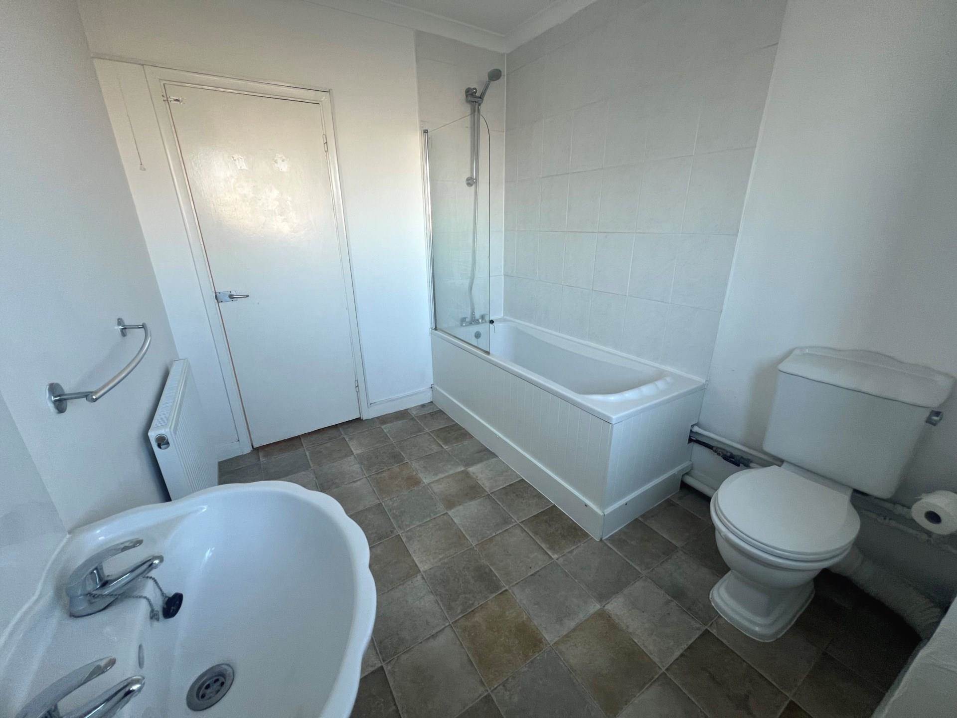Belmont Road, Northumberland Heath  ** 3D FLOORPLAN & VIDEO AVAILABLE **, Image 9