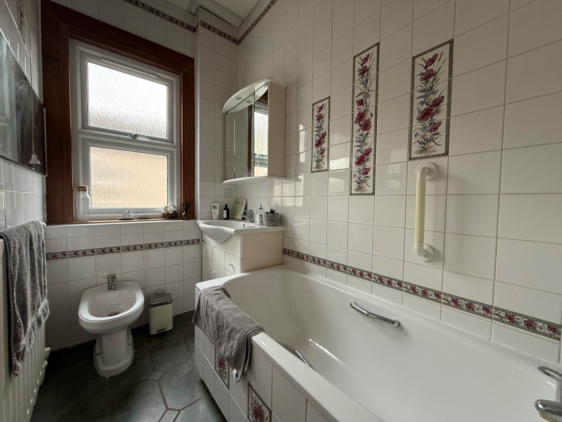 New Road, London  *** 3D FLOORPLAN * VIDEO AVAILABLE ***, Image 17