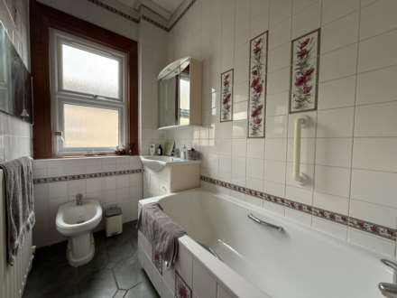 New Road, London  *** 3D FLOORPLAN * VIDEO AVAILABLE ***, Image 17