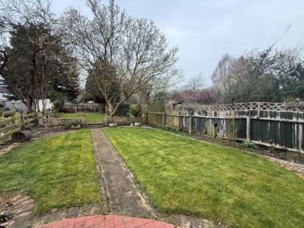 New Road, London  *** 3D FLOORPLAN * VIDEO AVAILABLE ***, Image 22