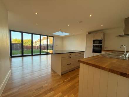 Ightham Road, Erith ** VIDEO & 3D FLOORPLAN AVAILABLE **, Image 4
