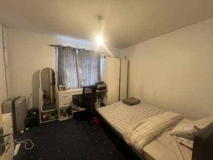 COLE CLOSE SE28 8AU  ** VIDEO & 3D FLOORPLAN AVAILABLE **, Image 6
