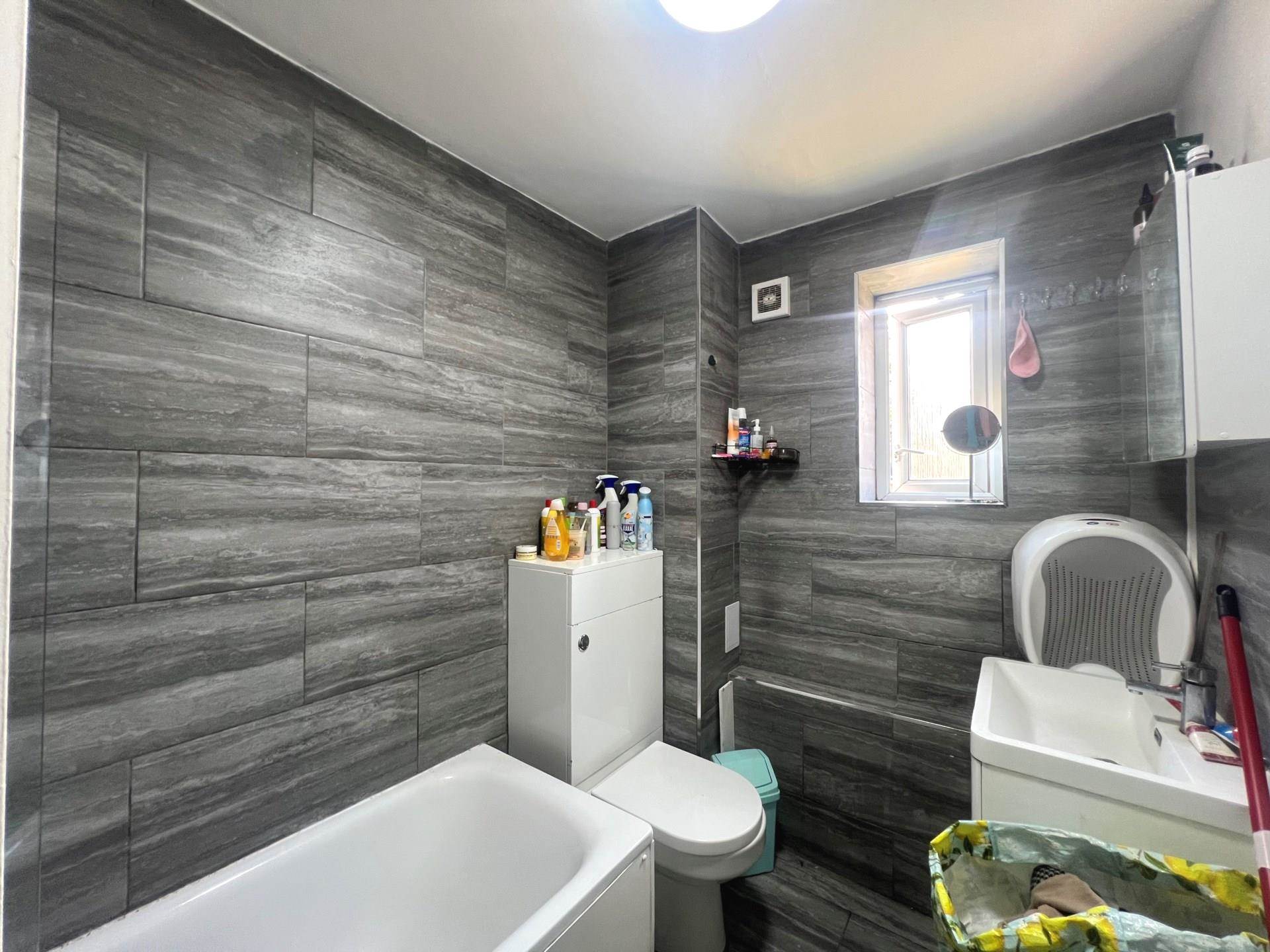 Dahlia Road, London, Image 6