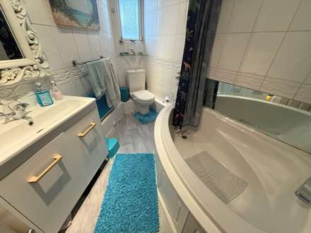 Hillside, Erith   ** VIDEO & 3D FLOORPLAN AVAILABLE **, Image 13