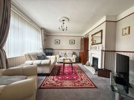 Godstow Road, London  ** VIDEO & 3D FLOORPLAN AVAILABLE **, Image 6