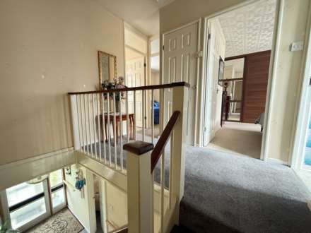 Godstow Road, London  ** VIDEO & 3D FLOORPLAN AVAILABLE **, Image 7