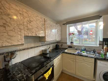 Whernside Close, London  ** VIDEO & 3D FLOORPLAN AVAILABLE **, Image 5