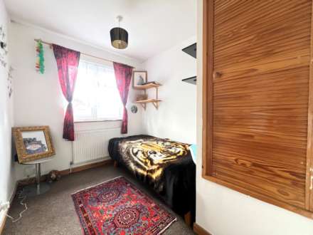 Grovebury Road, London  ** VIDEO & 3D FLOORPLAN AVAILABLE **, Image 11