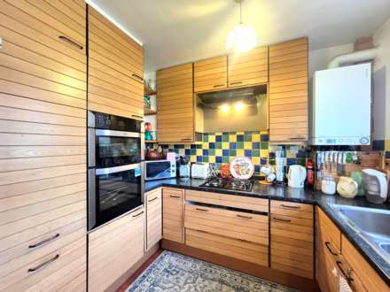 Grovebury Road, London  ** VIDEO & 3D FLOORPLAN AVAILABLE **, Image 5