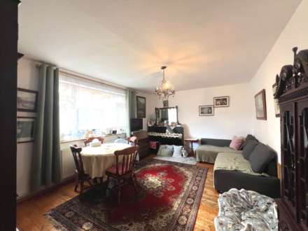 Grovebury Road, London  ** VIDEO & 3D FLOORPLAN AVAILABLE **, Image 7