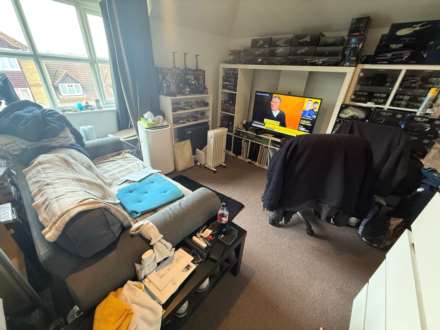 Frobisher Road, Erith, Image 4