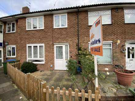 Mottisfont Road, London ** VIDEO & 3D FLOORPLAN AVAILABLE **, Image 1
