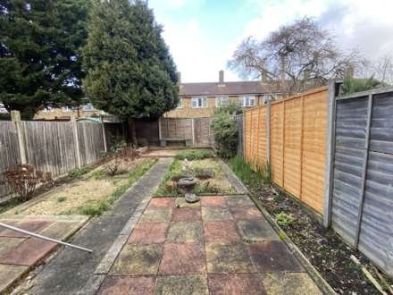 Mottisfont Road, London ** VIDEO & 3D FLOORPLAN AVAILABLE **, Image 12