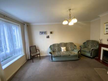 Mottisfont Road, London ** VIDEO & 3D FLOORPLAN AVAILABLE **, Image 5