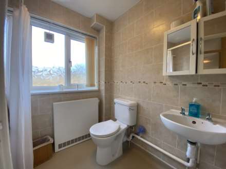 Mottisfont Road, London ** VIDEO & 3D FLOORPLAN AVAILABLE **, Image 9