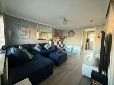 Sunset Road, SE28 8RS *** 3D FLOORPLAN * VIDEO AVAILABLE ***, Image 4