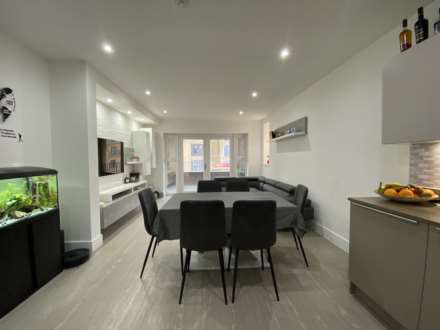 Stonepit Court, 25 Ballast Road  ** VIDEO & 3D FLOORPLAN AVAILABLE **, Image 5