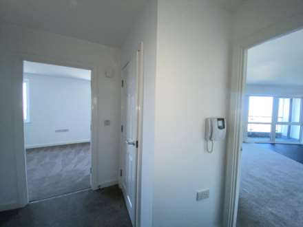Phoenix Point, London  *** 3D FLOORPLAN * VIDEO AVAILABLE ***, Image 8