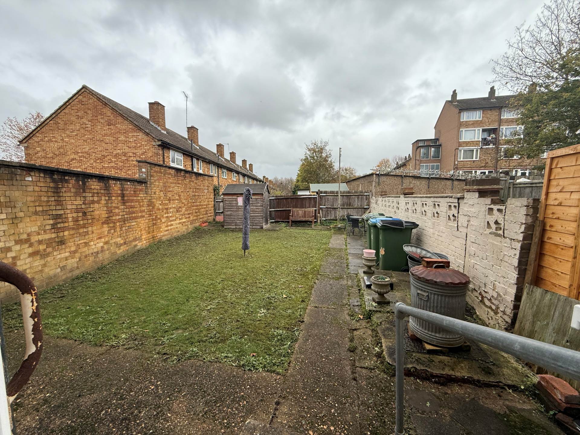 Crumpsall Street, London, Image 9