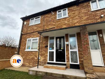 Crumpsall Street, London ** VIDEO & 3D FLOORPLAN AVAILABLE **, Image 10