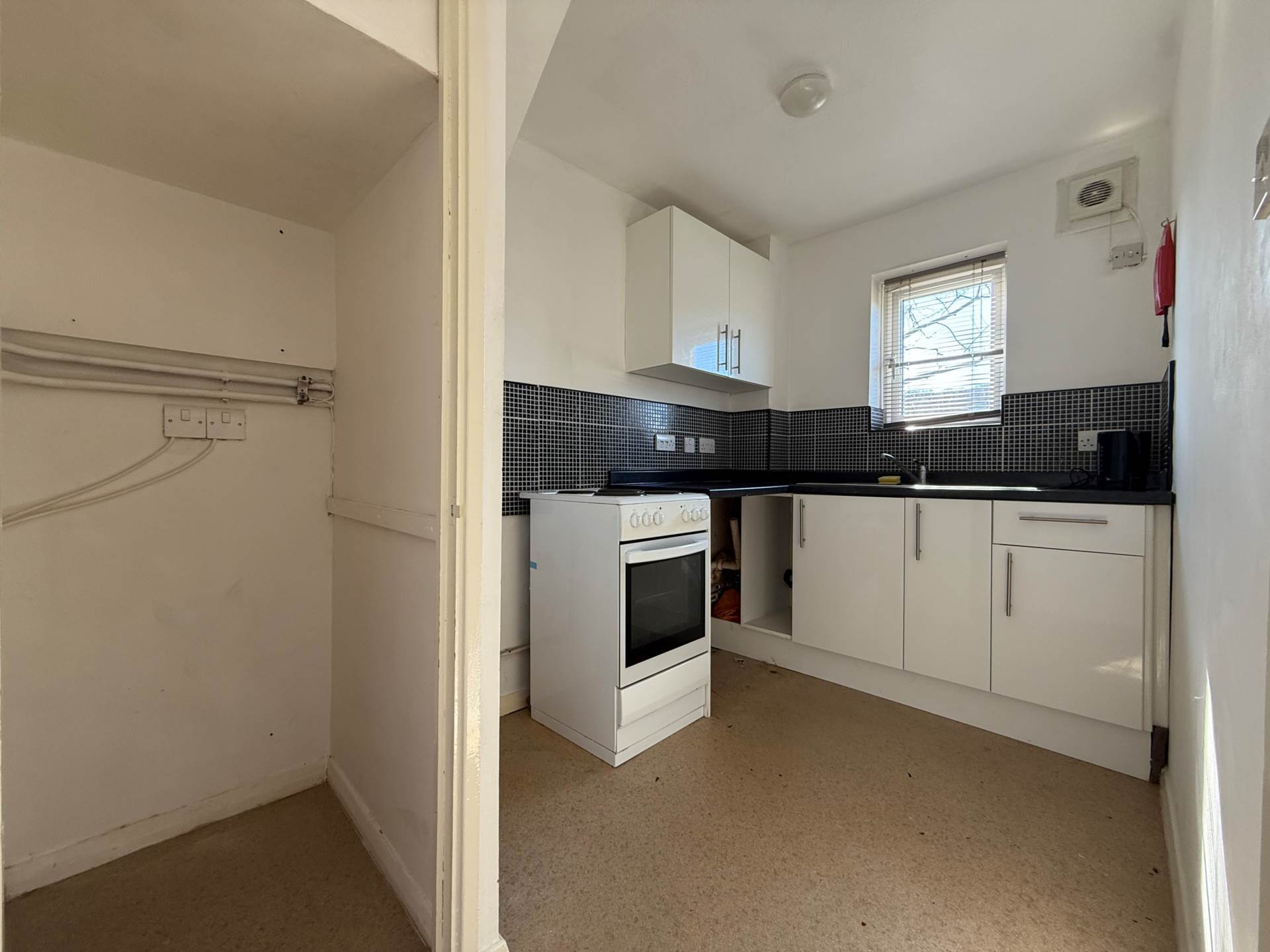 Halifield Drive, Belvedere  ** VIDEO & 3D FLOORPLAN AVAILABLE **, Image 4