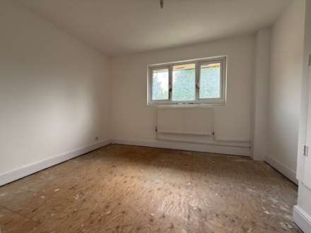 Haldane Road, London  ** VIDEO & 3D FLOORPLAN AVAILABLE **, Image 6