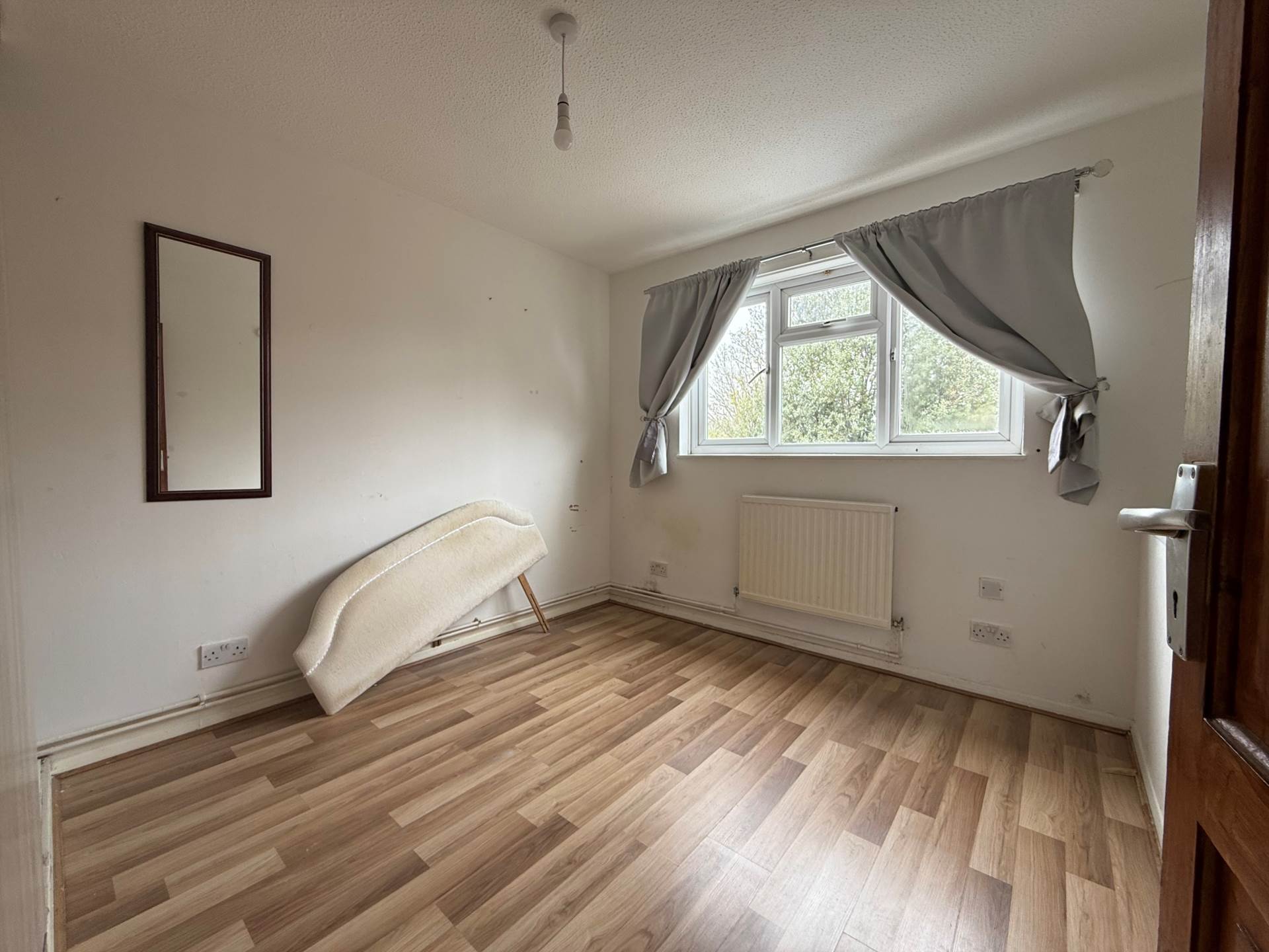 Manordene Road, London   *** 3D FLOORPLAN * VIDEO AVAILABLE ***, Image 5