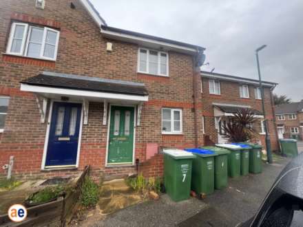 Wentworth Close, Thamesmead SE28  8QW   ** VIDEO & 3D FLOORPLAN AVAILABLE **, Image 1
