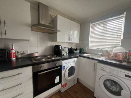 Wentworth Close, Thamesmead SE28  8QW   ** VIDEO & 3D FLOORPLAN AVAILABLE **, Image 4