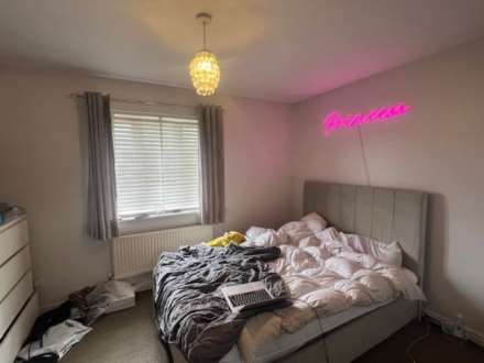 Wentworth Close, Thamesmead SE28  8QW   ** VIDEO & 3D FLOORPLAN AVAILABLE **, Image 5