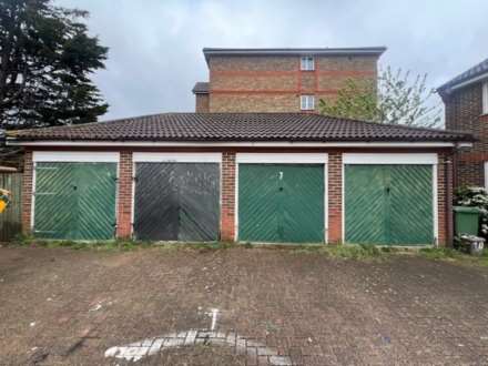 Wentworth Close, Thamesmead SE28  8QW   ** VIDEO & 3D FLOORPLAN AVAILABLE **, Image 9