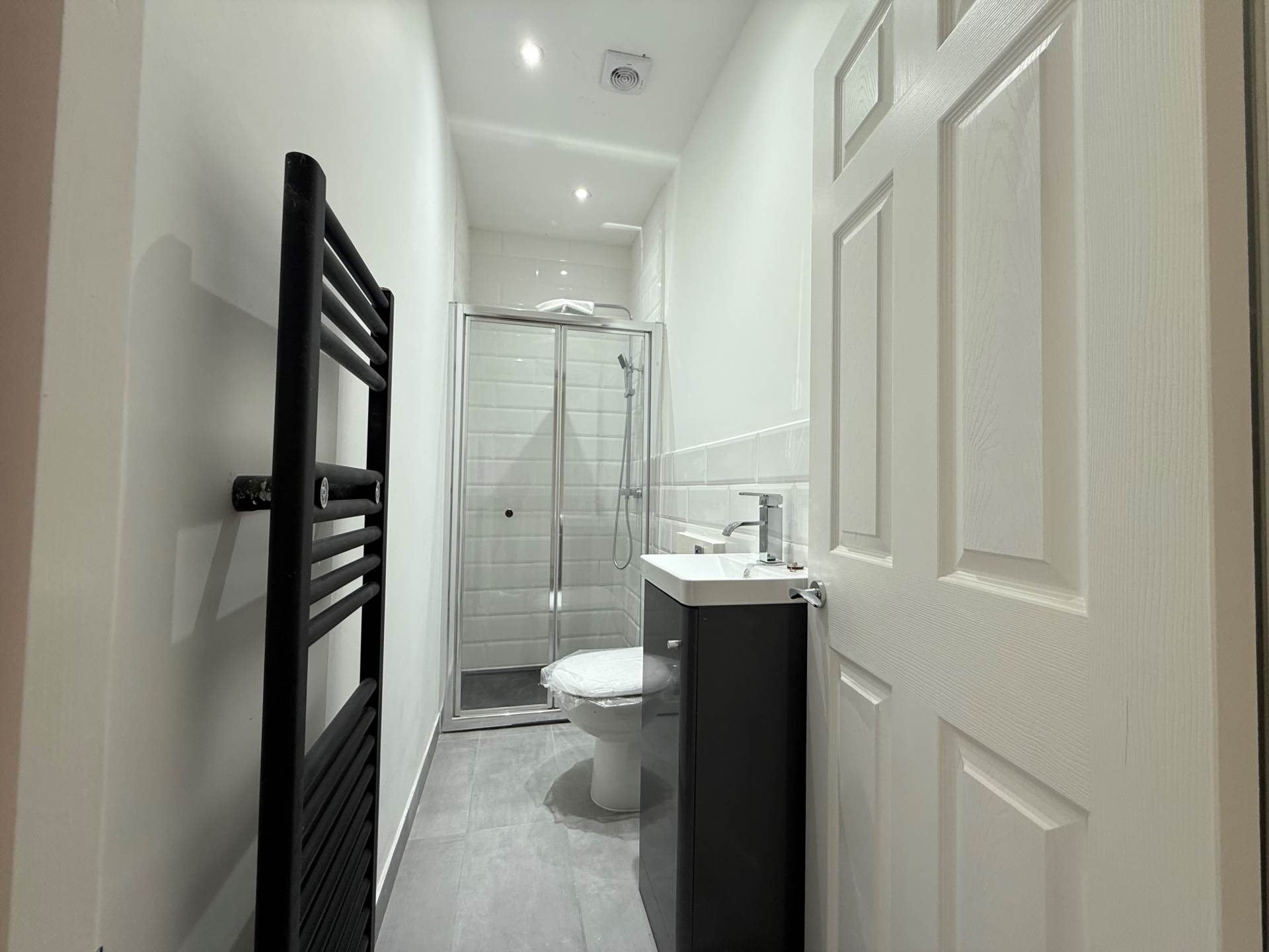 Basildon Road, London  ** VIDEO & 3D FLOORPLAN AVAILABLE **, Image 11