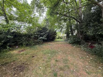 Woolwich Road, Upper Abbey Wood, London, Image 17