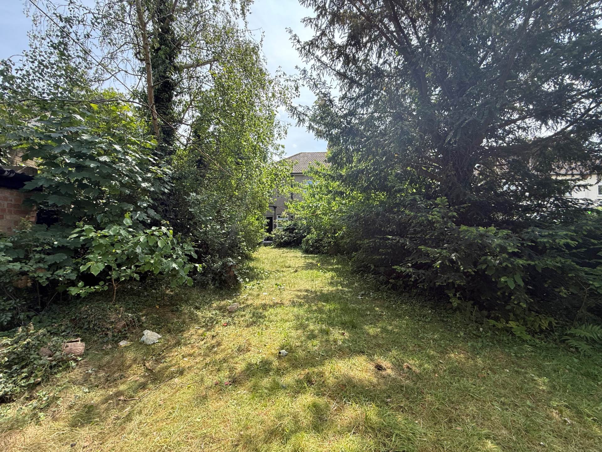Woolwich Road, Upper Abbey Wood, London, Image 14
