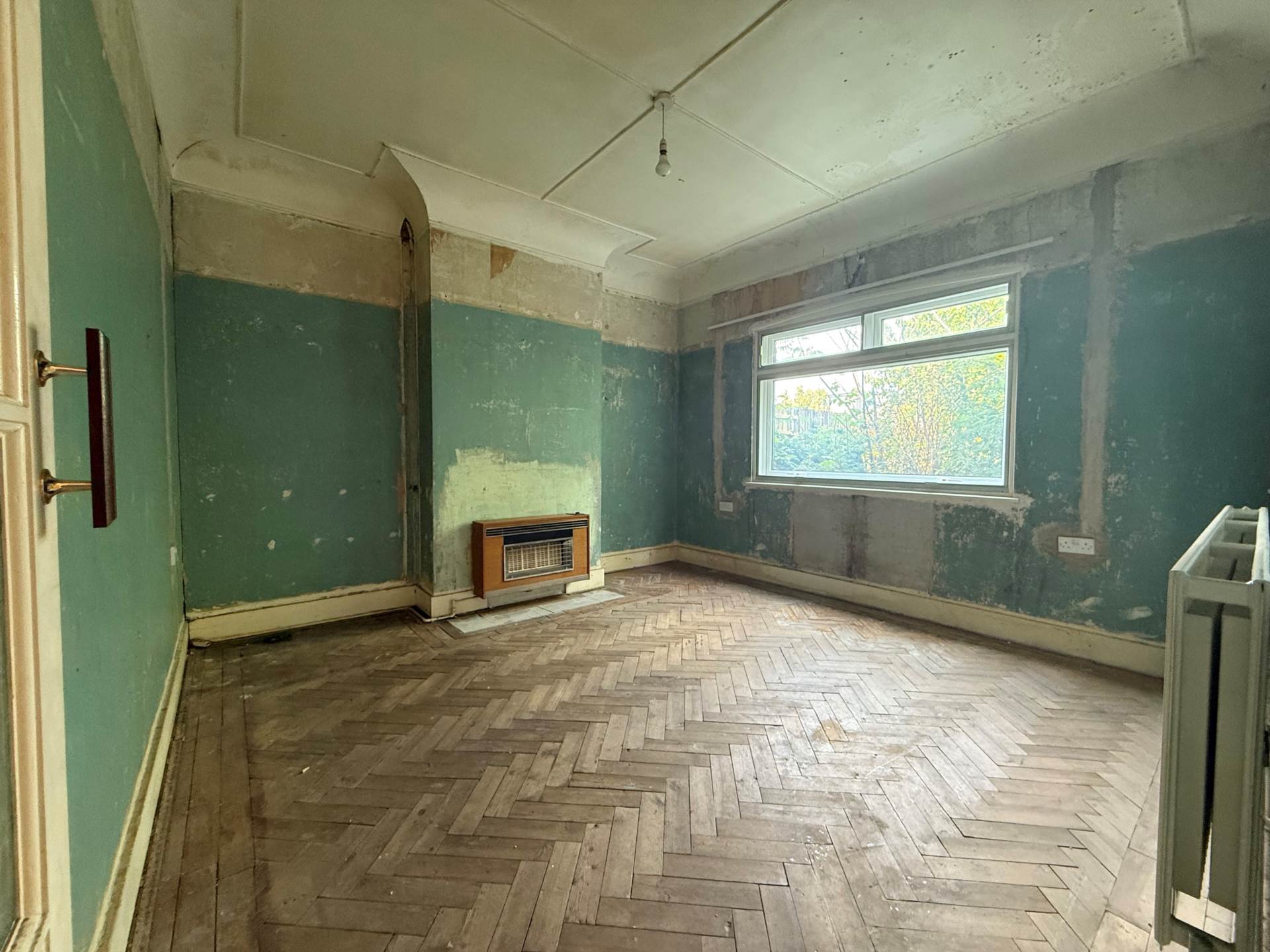 Woolwich Road, Upper Abbey Wood, London, Image 5