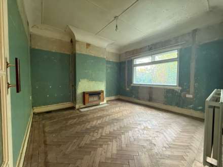 Woolwich Road, Upper Abbey Wood, London, Image 5