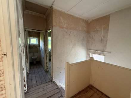 Woolwich Road, Upper Abbey Wood, London, Image 7
