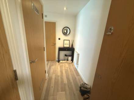 Merbury Road, London  ** VIDEO & 3D FLOORPLAN AVAILABLE **, Image 3