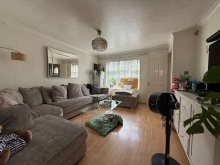 Greenhaven Drive, Thamesmead  ** VIDEO & 3D FLOORPLAN AVAILABLE **, Image 2