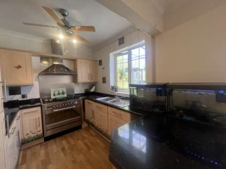 Plantation Road, DA8 2JB, Image 4